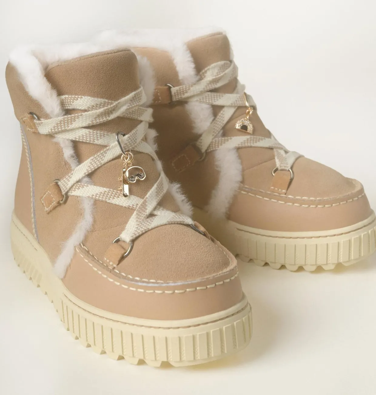 SOREL The Igloo Charm