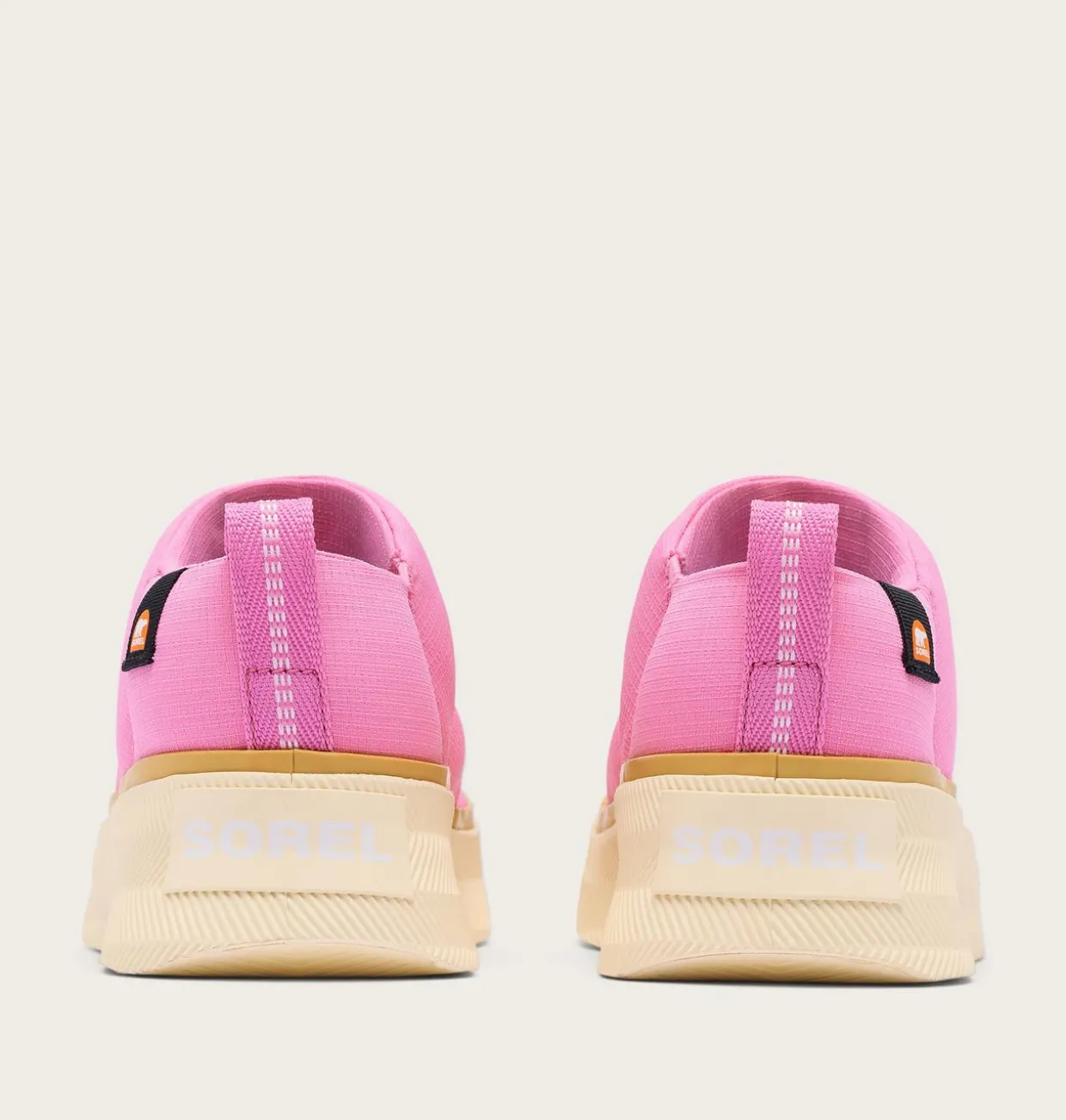 YOUTH OUT N ABOUT™ IV MINI PUFFY WP